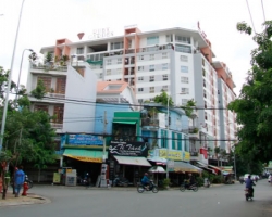 Chủ quyền nhà đất: Nợ khó đòi!